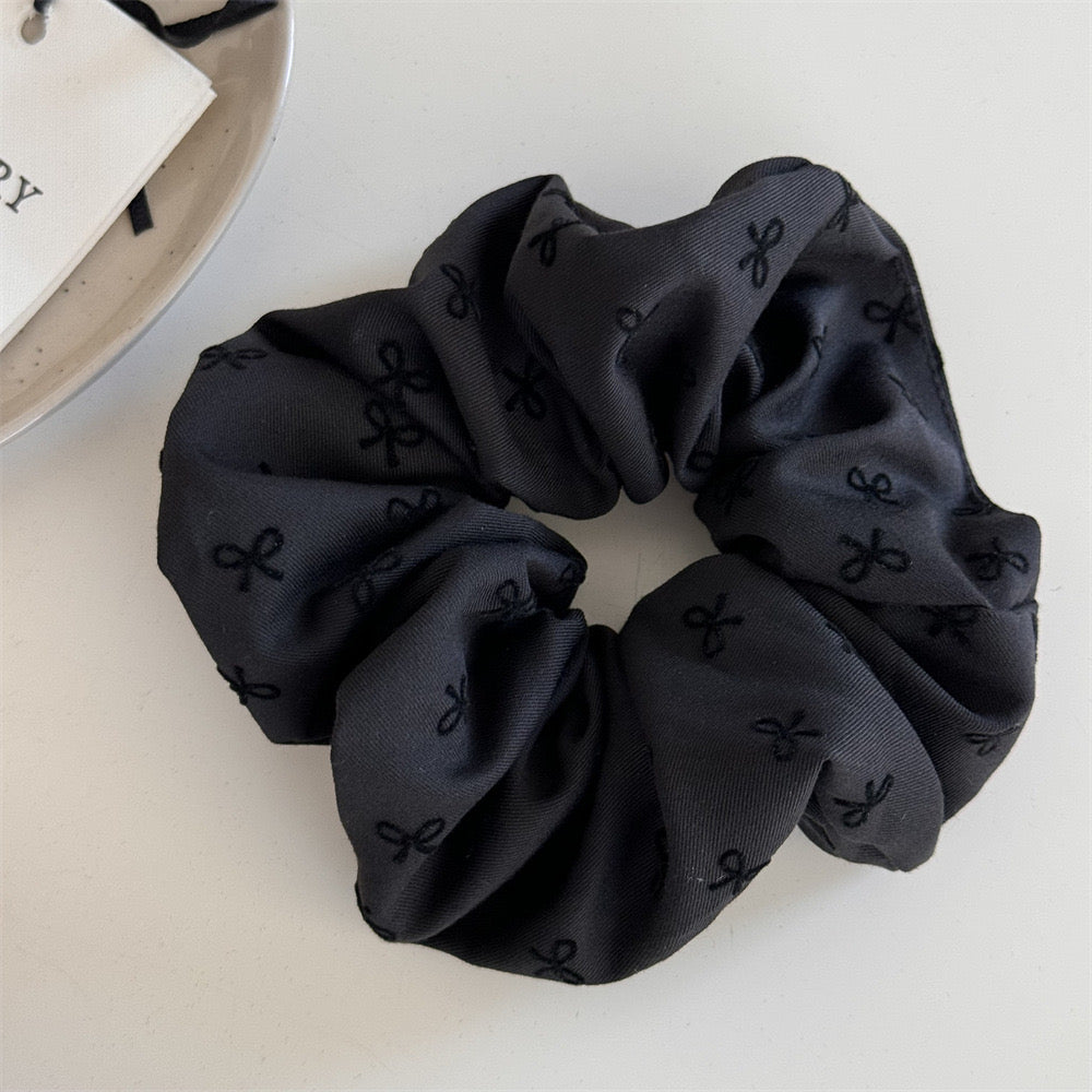 Elegant scrunchies š¤