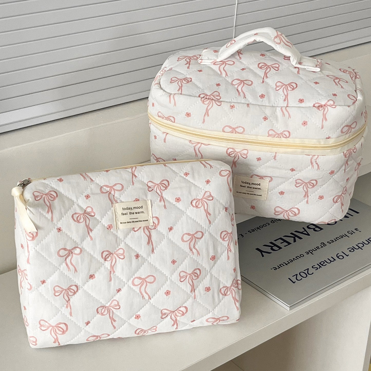 Ribbon secret cosmetic bag 🐚