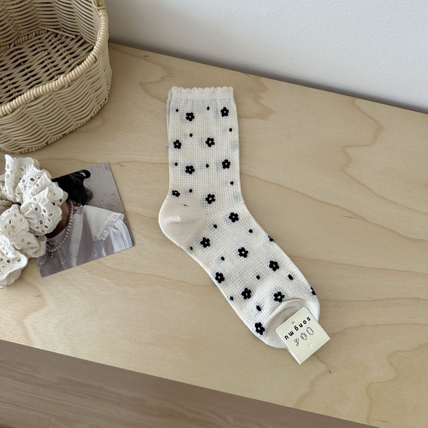 Spring girl Mid-Calf Socks 🍒