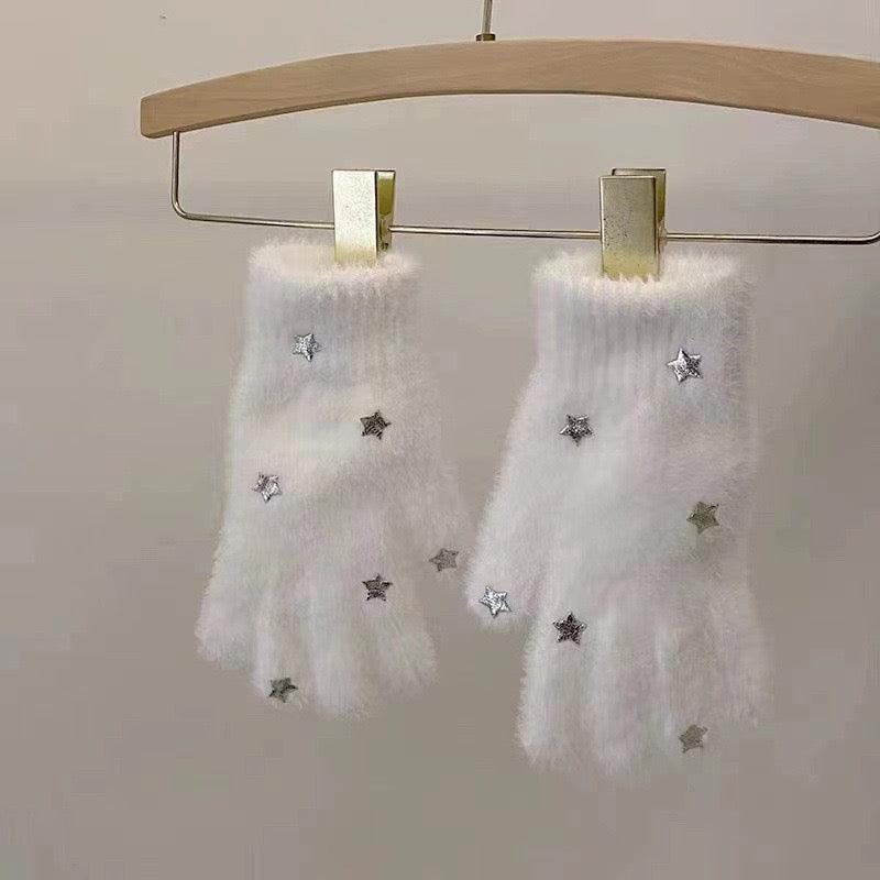 Cute first snow star gloves❄️