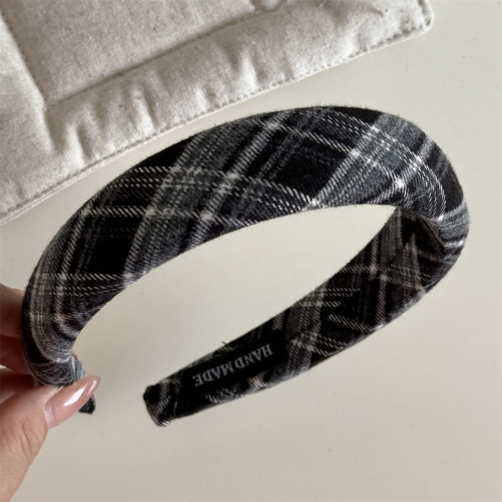 Plaid series scrunchies & headbands š¤