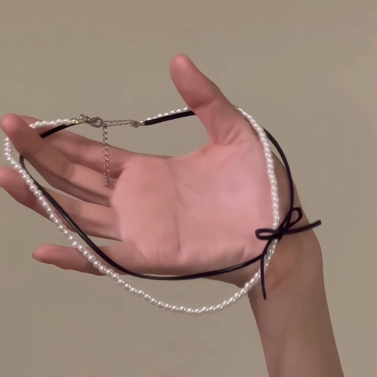 Sweet double-Layer Pearl ribbon Necklace