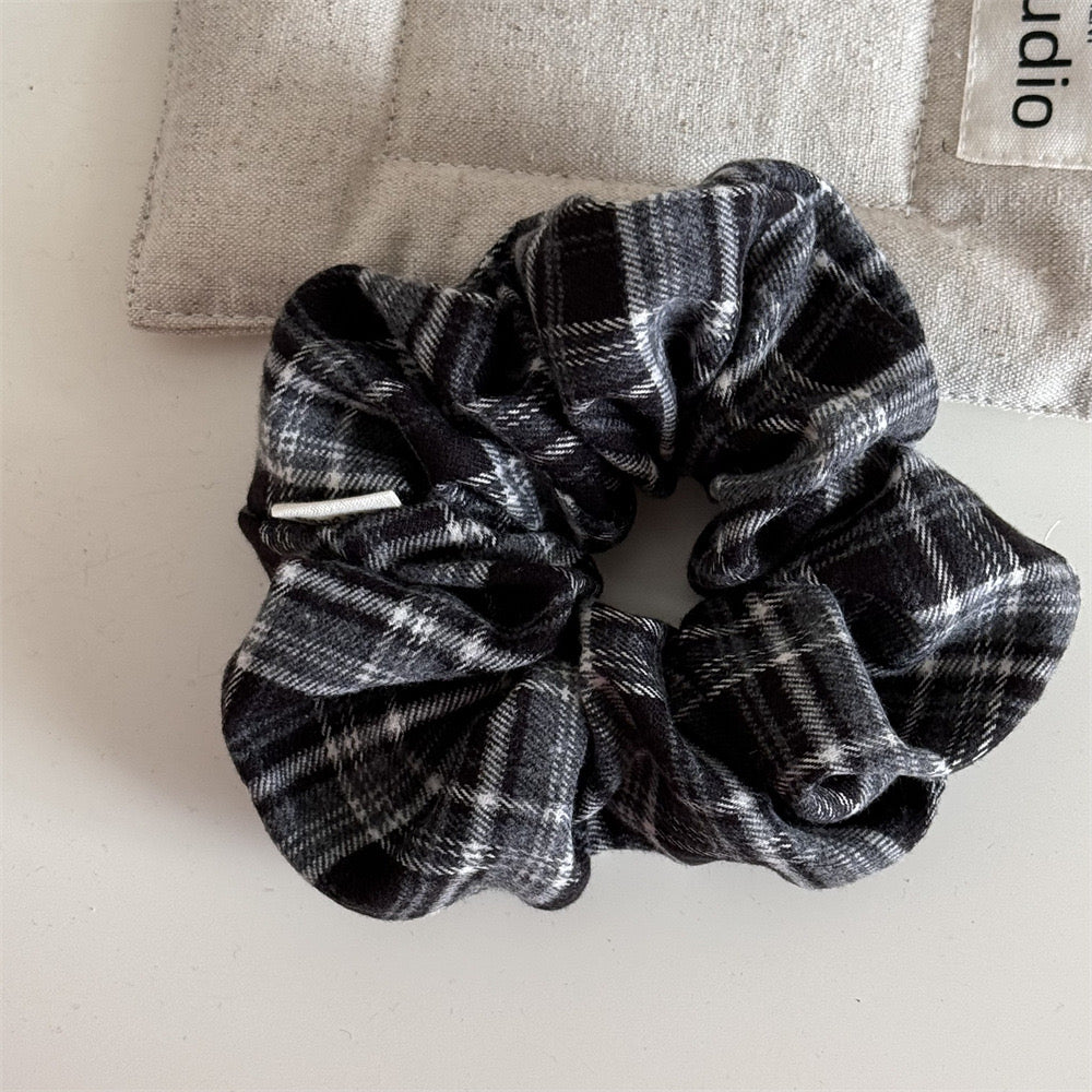 Plaid series scrunchies & headbands š¤