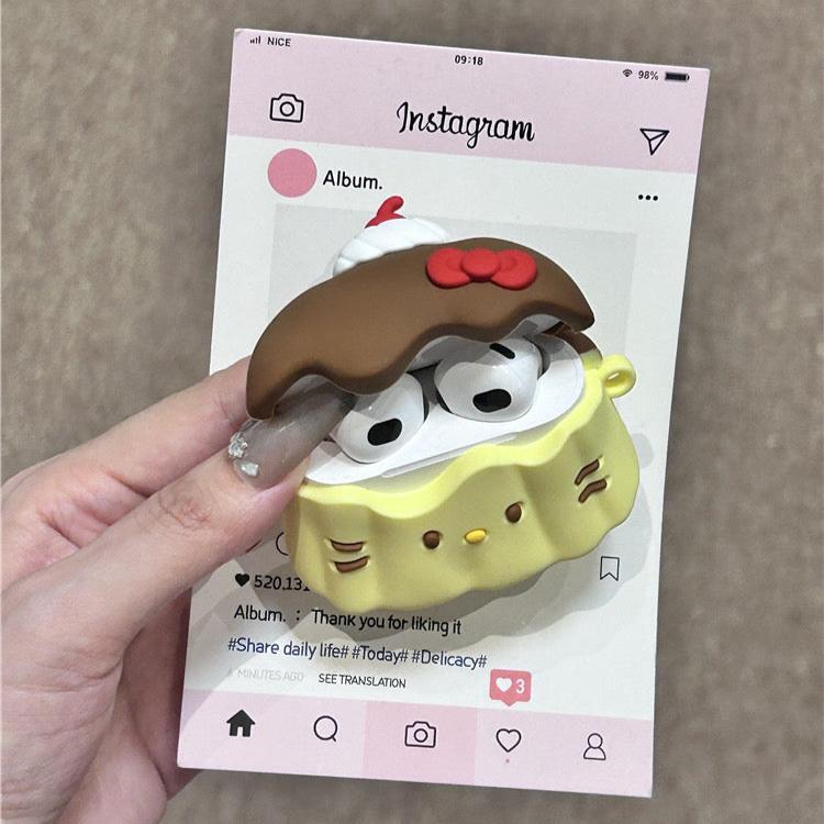 Pudding kitty AirPods case with a cute dessert theme. Compatible with AirPods Pro 2, AirPods 3, and AirPods 4.