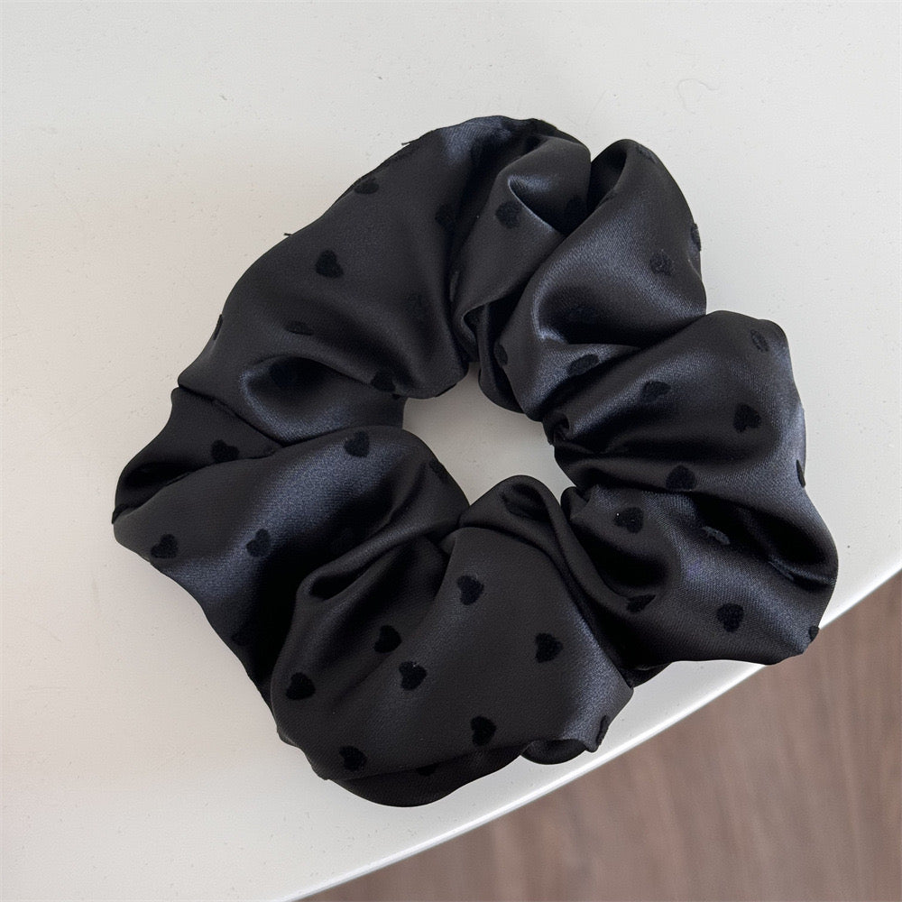 Satin love scrunchies ✨