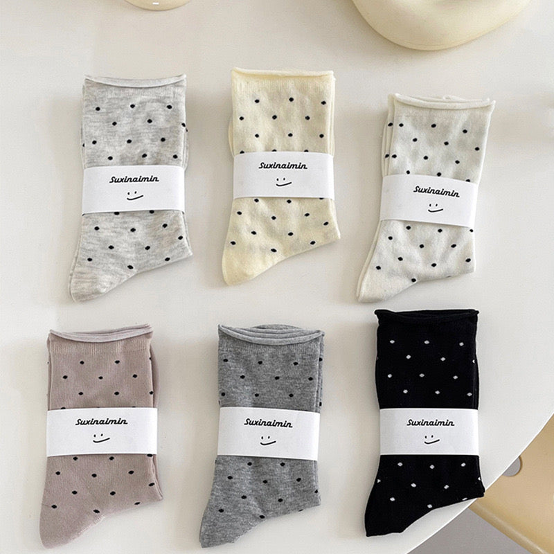 Milky dots Mid-Calf Socks 🥛
