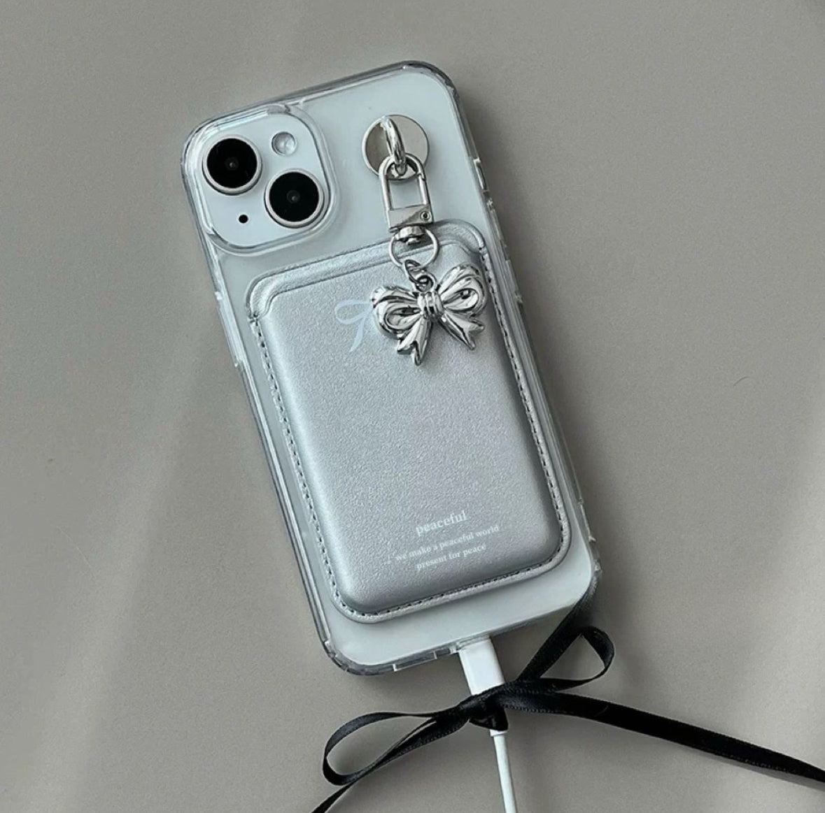 iPhone case with MagSafe cardholder
