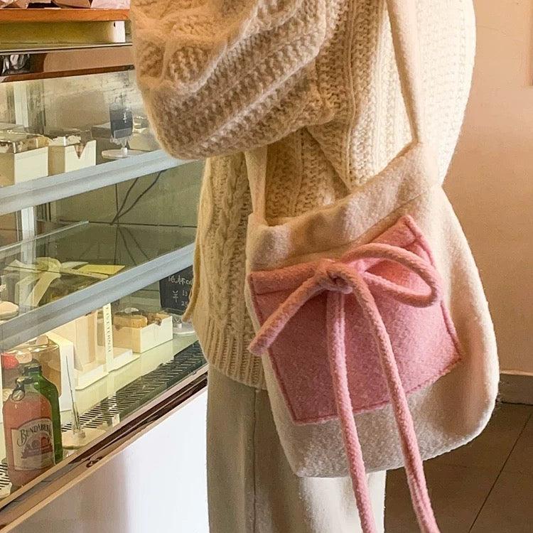 lamb wool ribbon bag