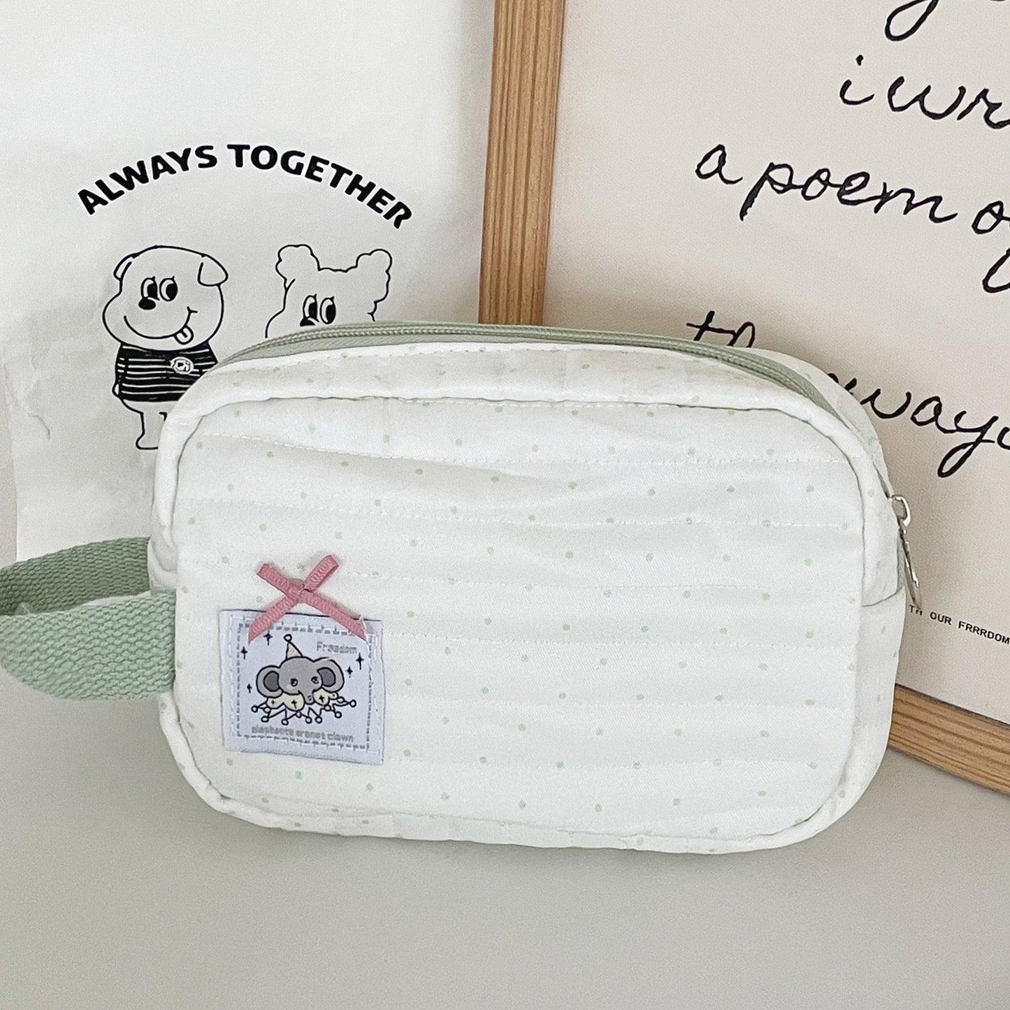 Dot elephant hand carry bag