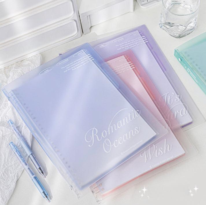 loose-leaf notebook
