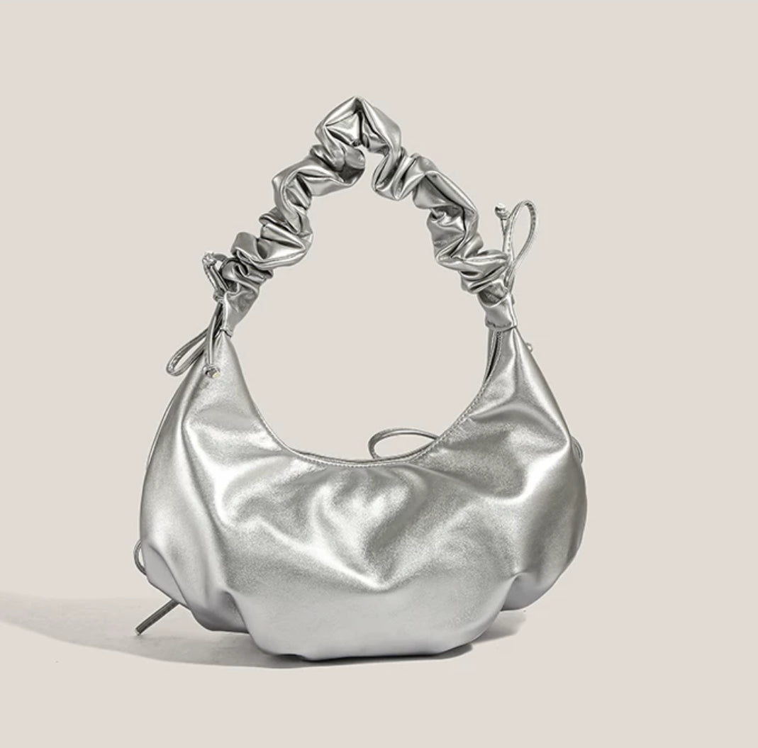 Blokette style half moon bag π - KIO