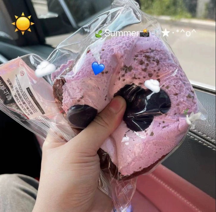 Blueberry cake squishy / bag charm π« - KIO