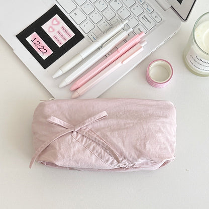 Ribbon style pencil bag