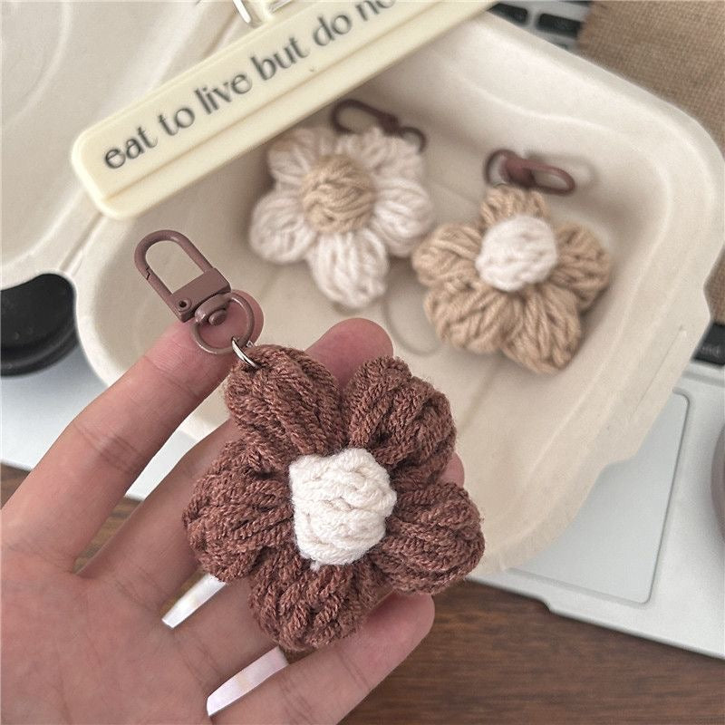 Mocha Knitted Flower Keychain 🌼