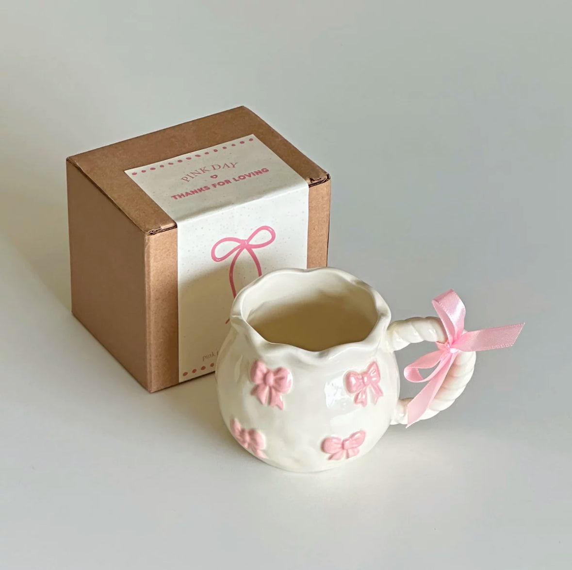 Mug with pink ribbon